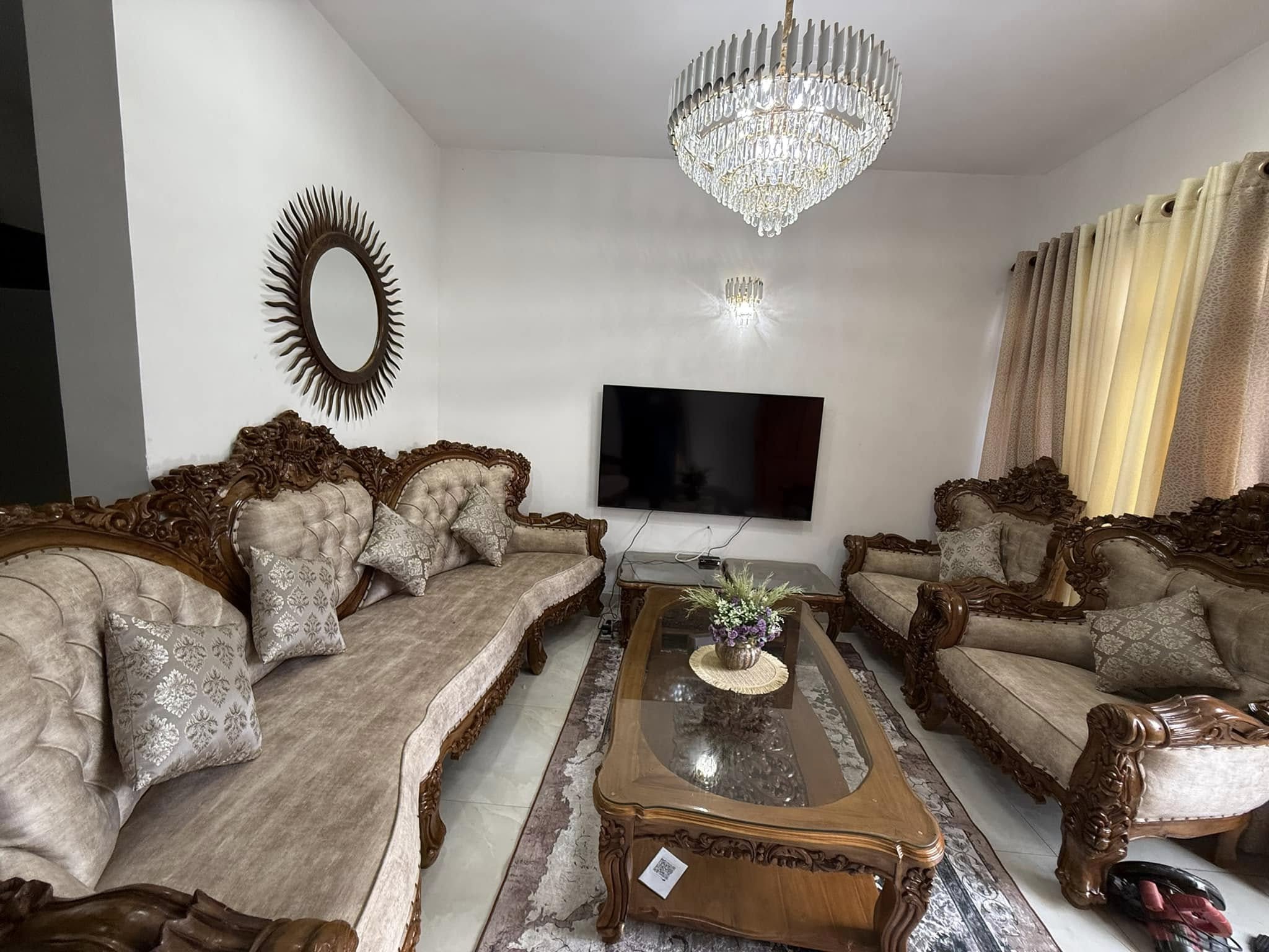 Want to enjoy a luxury living with minimum cost Dehiwala