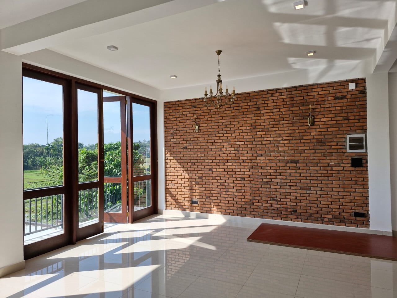 Brand New Luxury House for sale at Kahathuduwa