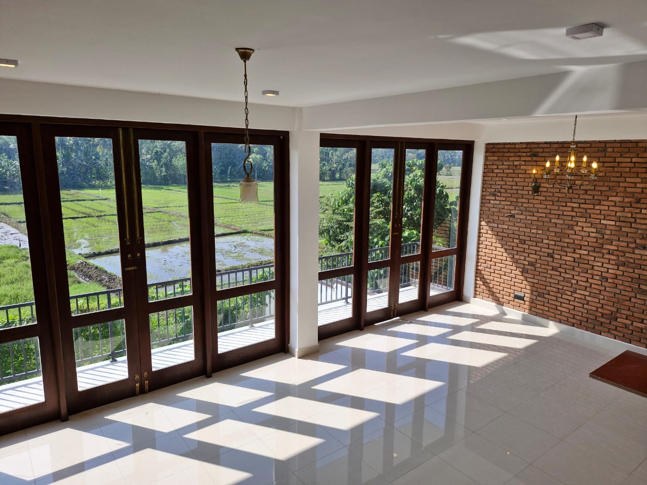 Brand New Luxury House for sale at Kahathuduwa