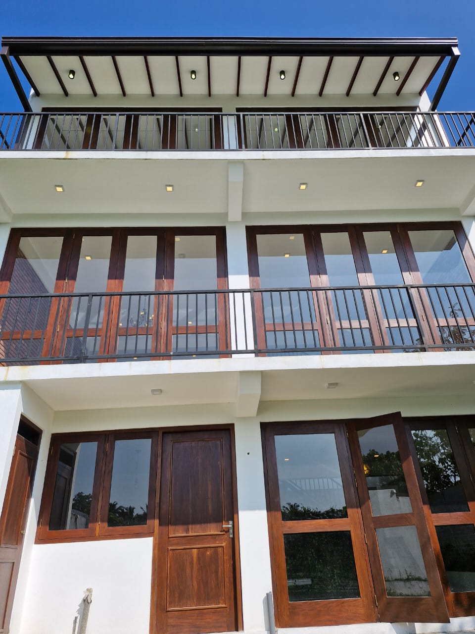 Brand New Luxury House for sale at Kahathuduwa