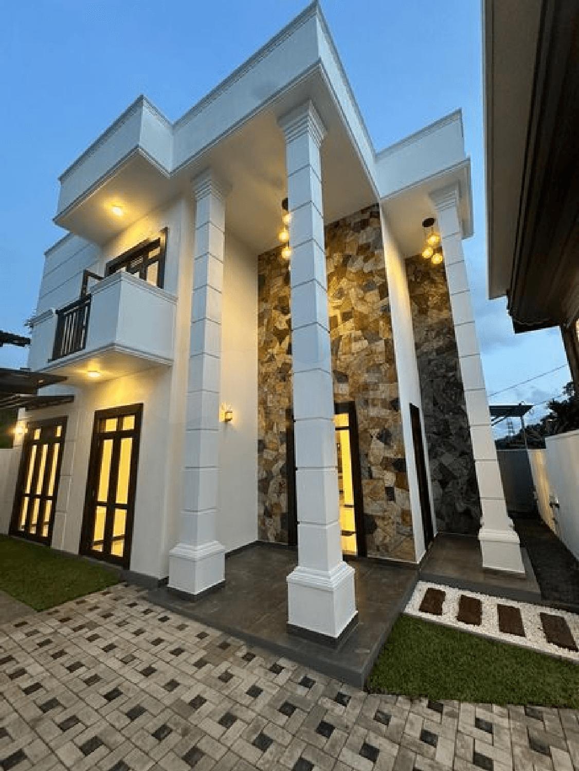 Brad New Super Luxury 2 Story House For Sale In Piliyandala .