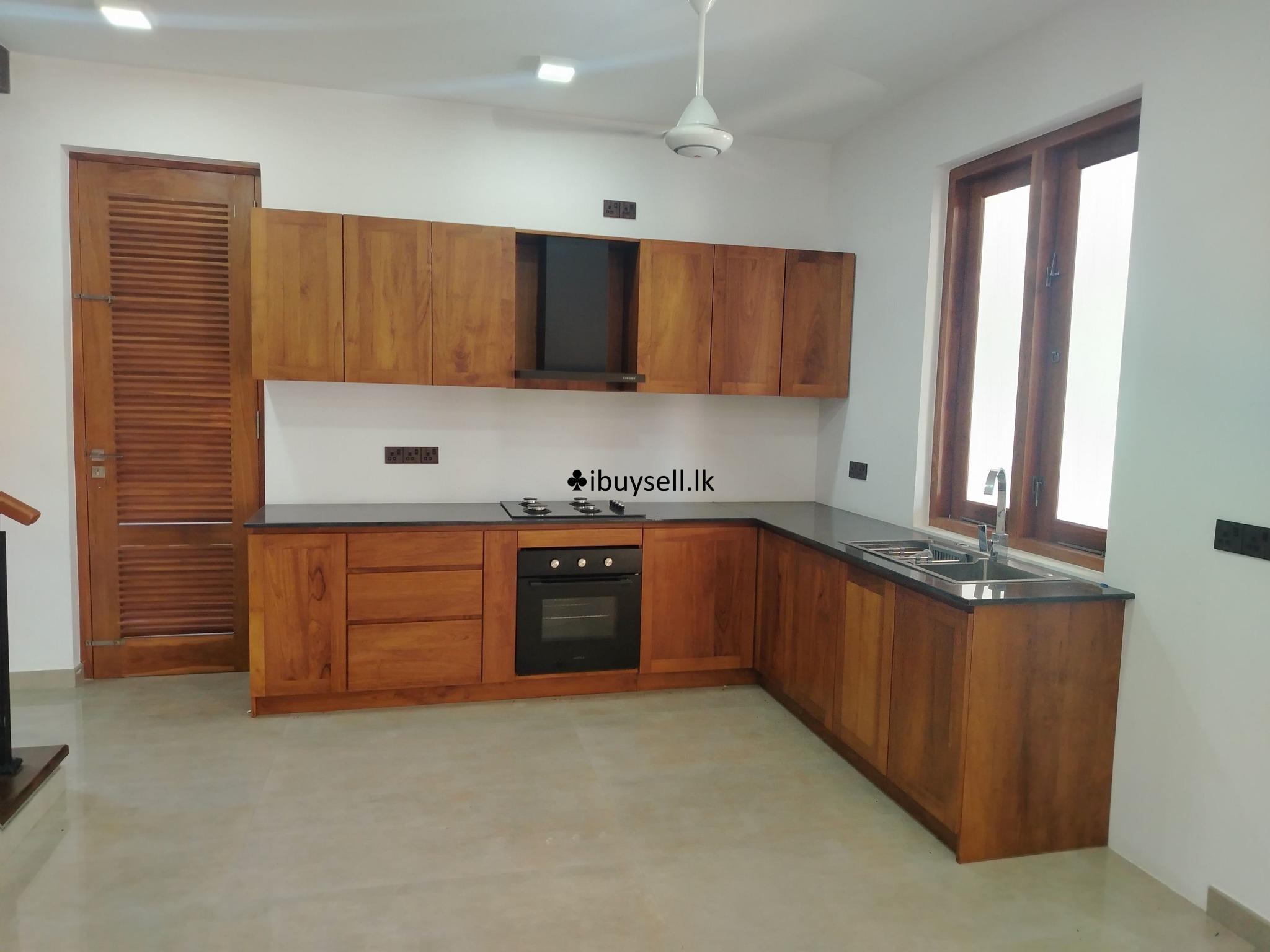 Luxurious Brand new House  For Sale in Kottawa