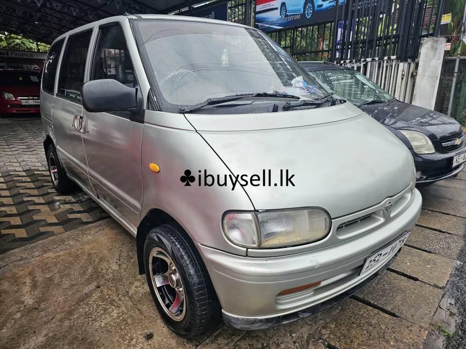 Nissan SERENA For Sale!
