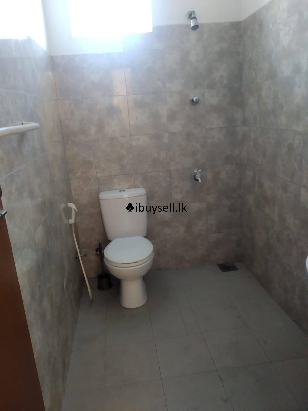 House (apartment in second floor) for Rent in Rajagiriya