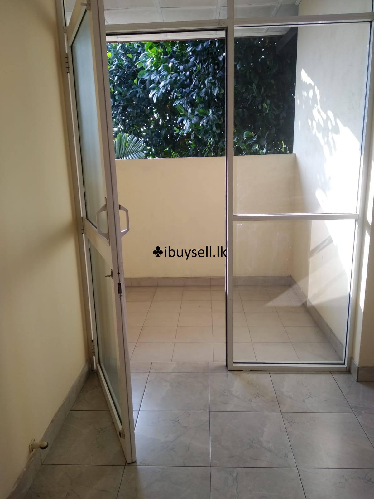 House (apartment in second floor) for Rent in Rajagiriya