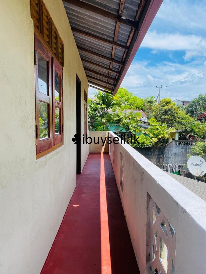 Newly constructed Upstairs For Rent in Kadawatha