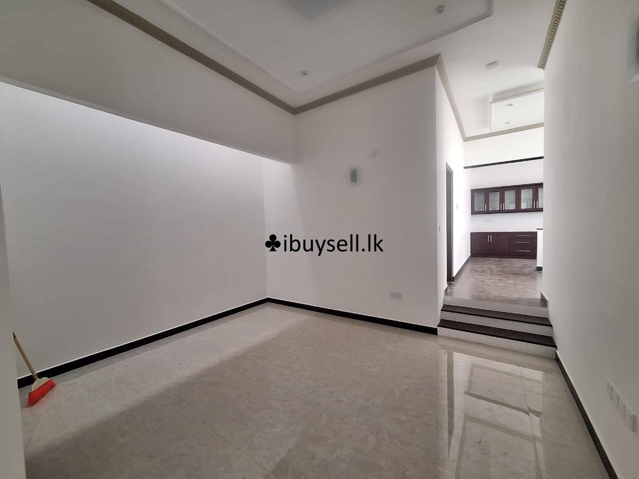 House sale – Malabe