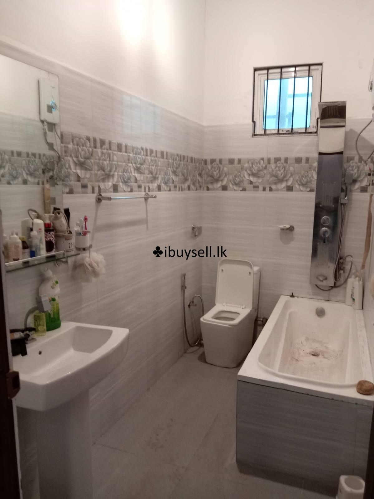 House (with furniture) for rent in Welisara, Ragama.