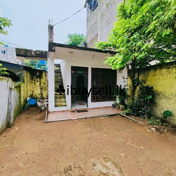 house fo sale – Dehiwala