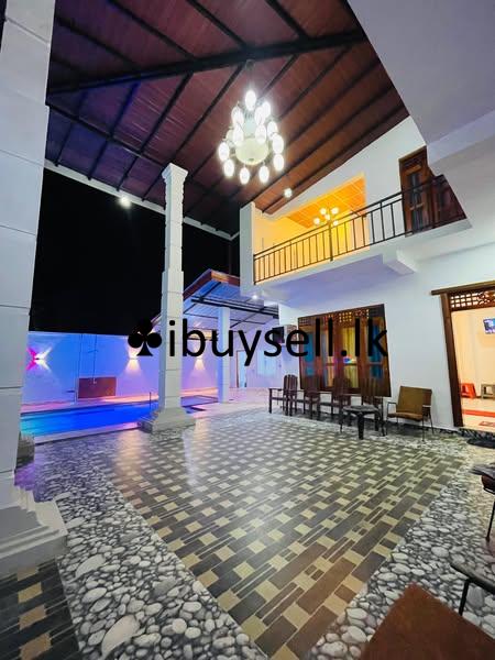 Dayouts-Golden Family Villa