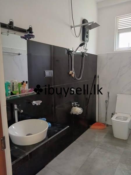 House for sale in colombo