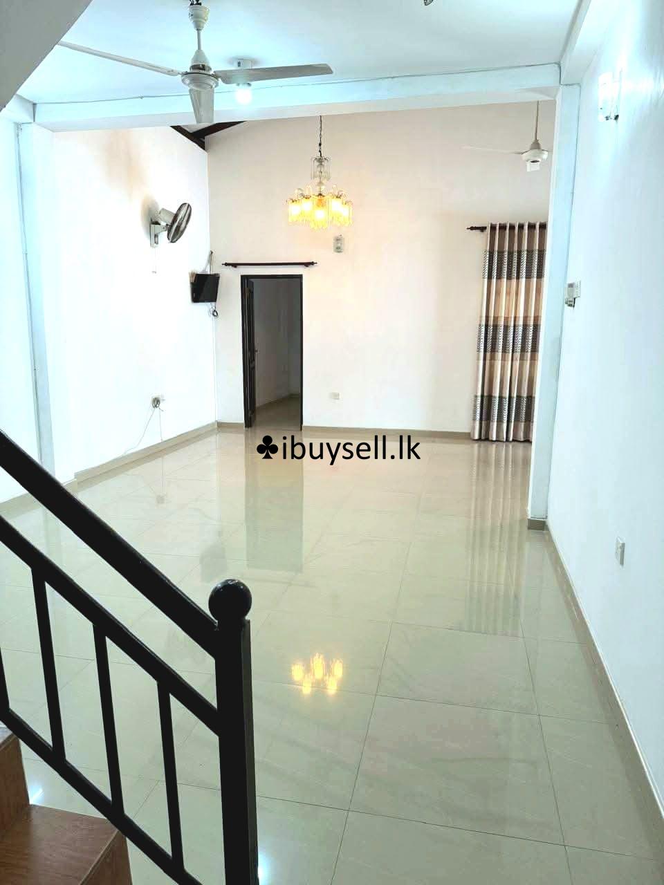 Two storied House For Sale In Pelawatte