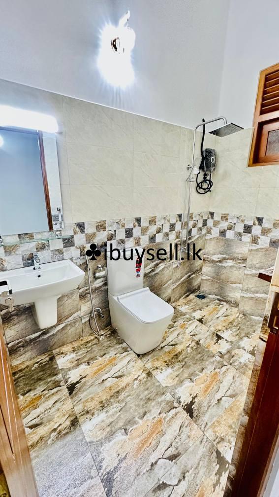 House for Sale – Athurugiriya