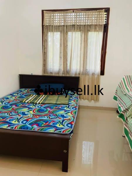 Upstair House for Rent in Athurugiriya (697 bus route )for Couple