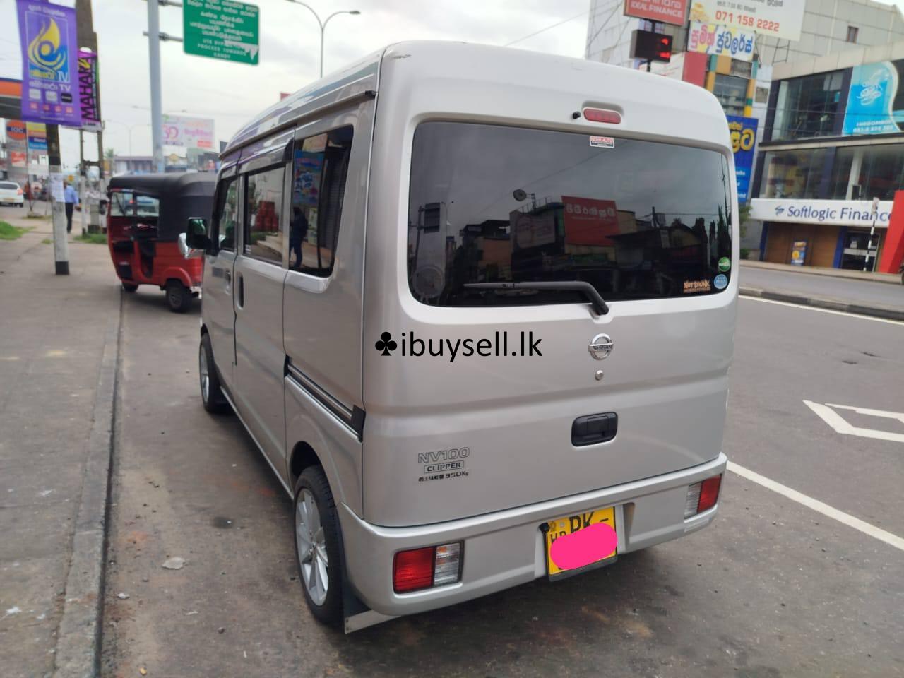 07 seat Buddy van available for short/ monthly rental