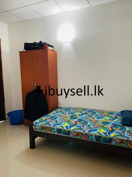Upstair House for Rent in Athurugiriya (697 bus route )for Couple