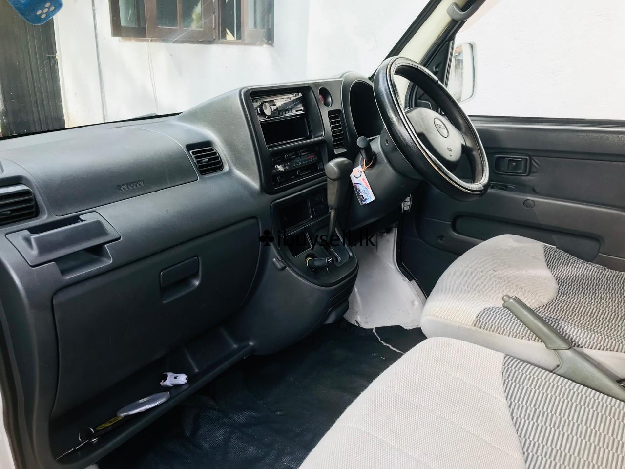 RENT our Daihatsu Hijet Buddy Van – Colombo