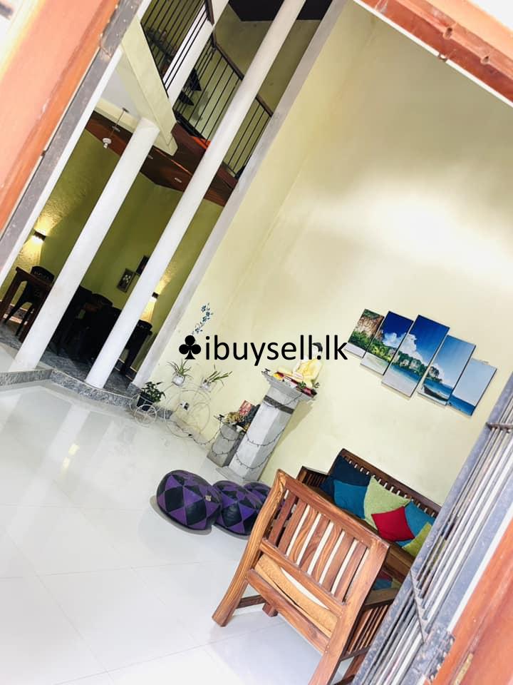 Two Story House For Sale in Miriswatta