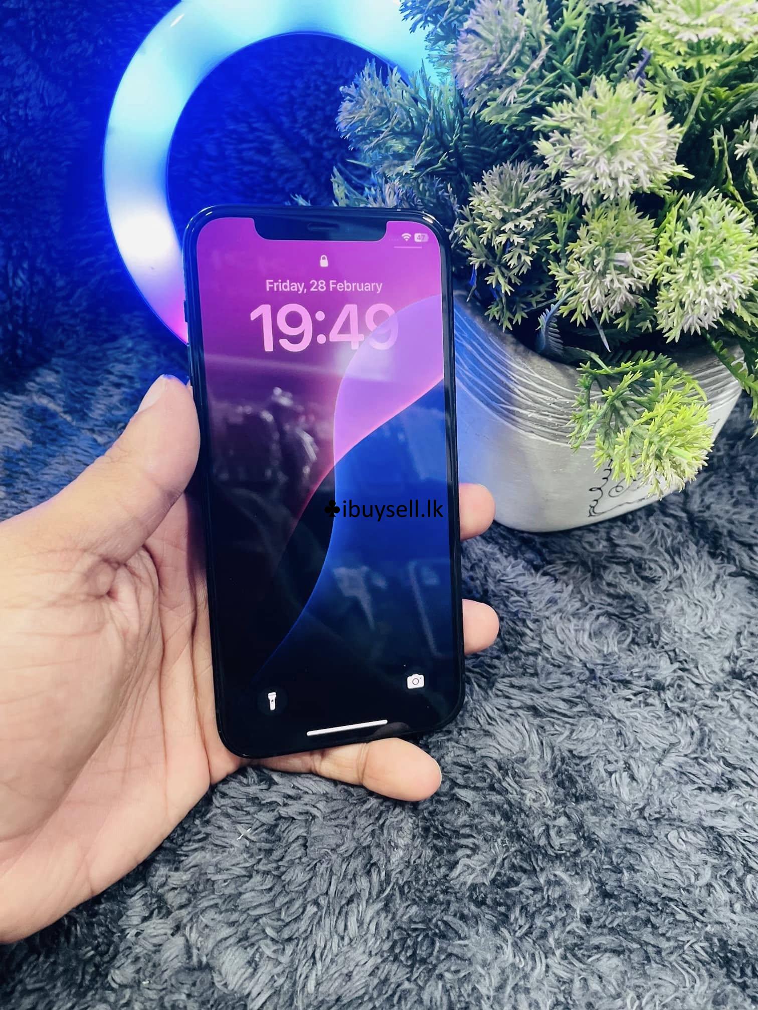 Apple IPhone 12 Phone sale –