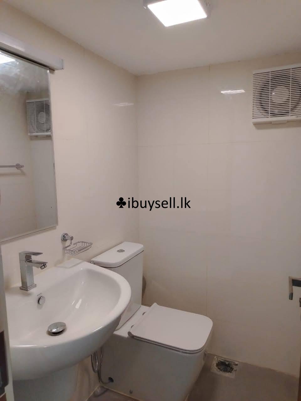 NUGEGODA, DELKANDA BRAND NEW  APARTMENT HOUSE FOR SALE.