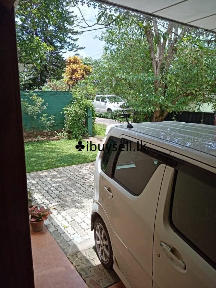 House for sale -Piliyandala