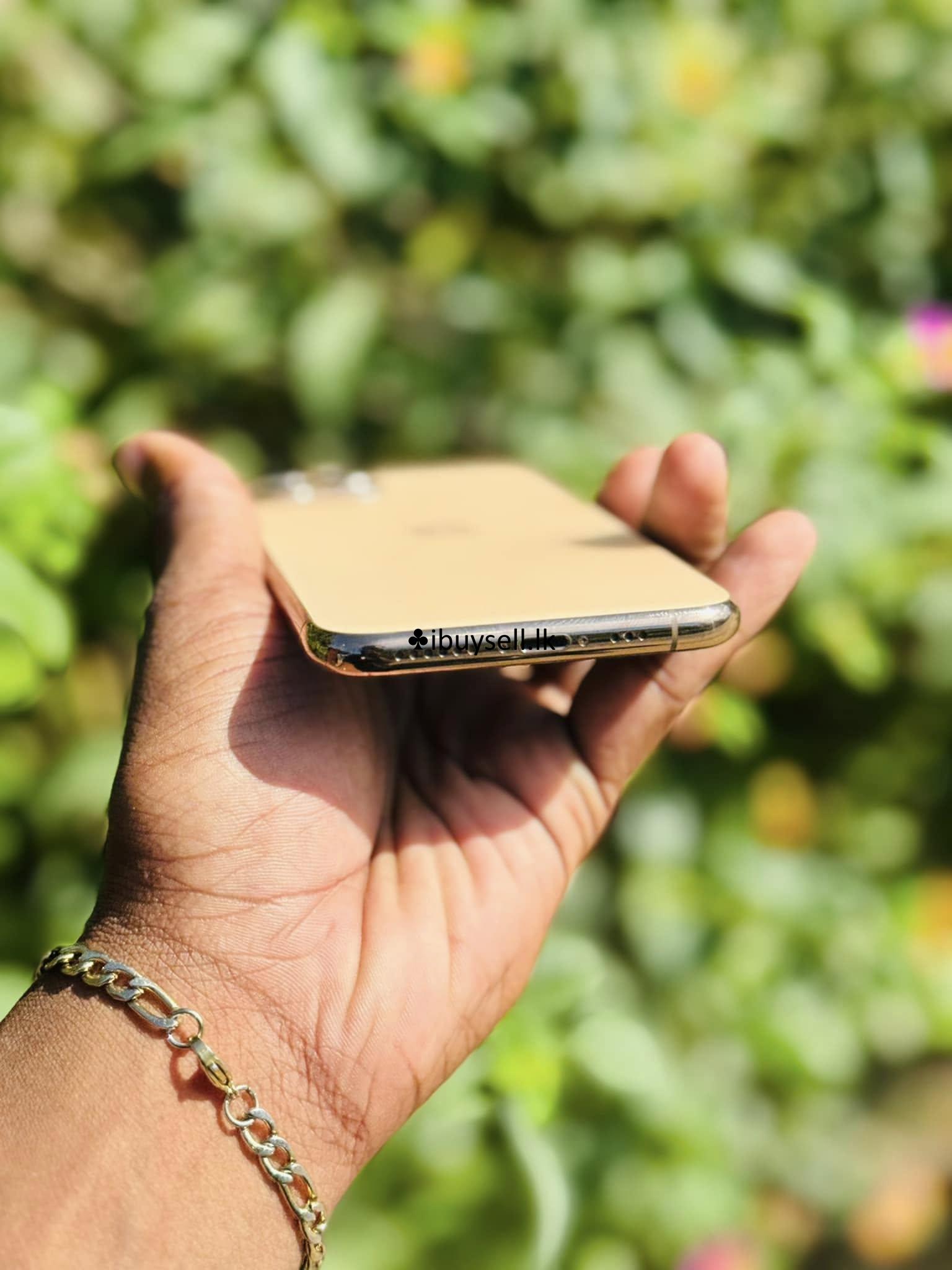 i phone 11 pro for sale -Homagama
