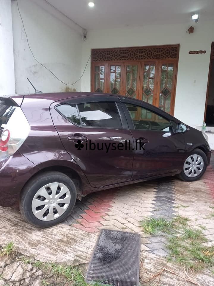 Toyota aqua Car for rent Colombo & Gampaha Areas