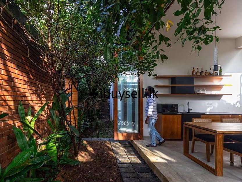 Battaramulla wickramasinghe pura four stories house for sale