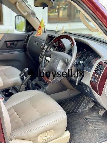 Mitsubishi Montero GLS V76 Original Diesel Fully Loaded 7 Seater Jeep For Sale!