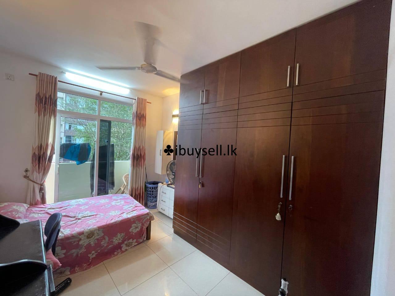 Fully Furnished Apartment for Sale – Wallawaththa