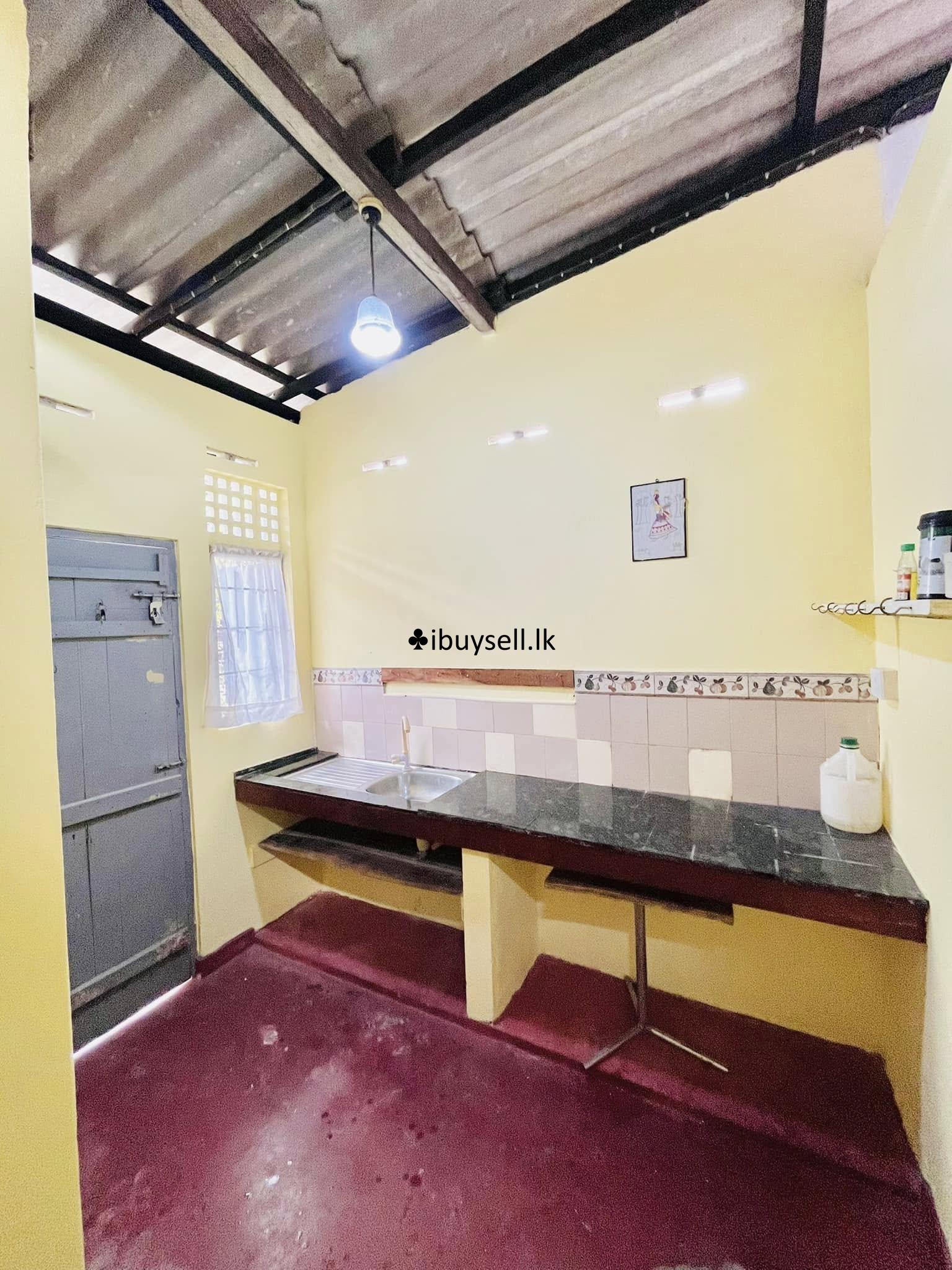 Annex for rent in Kotikawatta IDH area