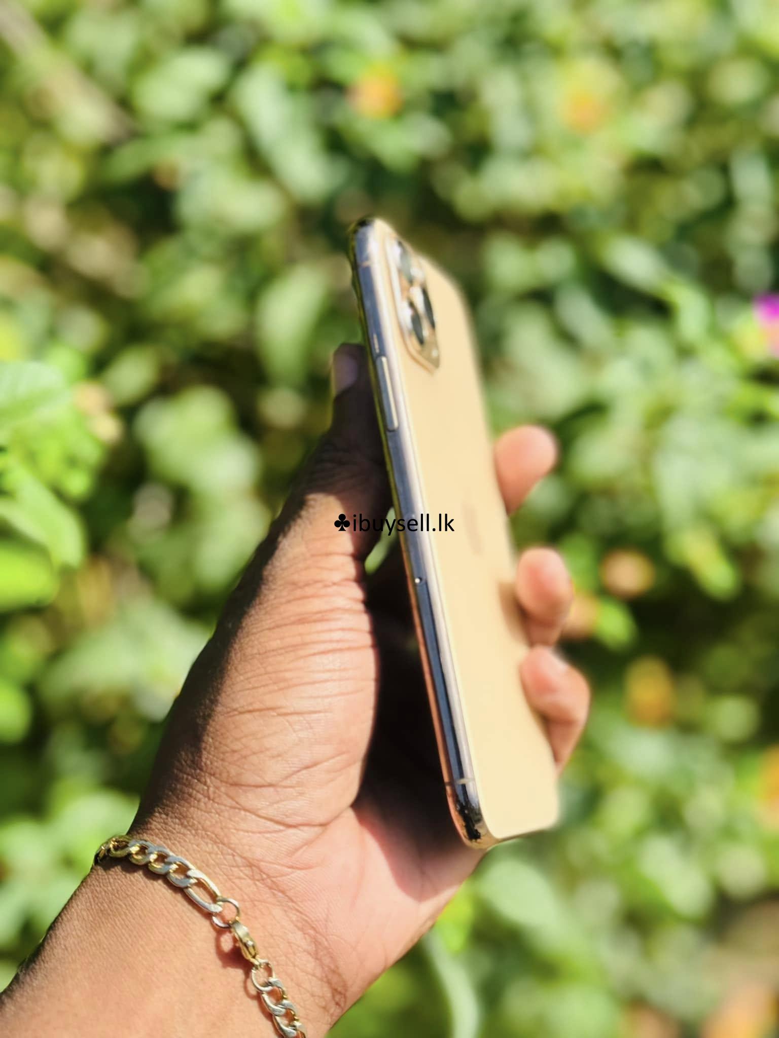 i phone 11 pro for sale -Homagama