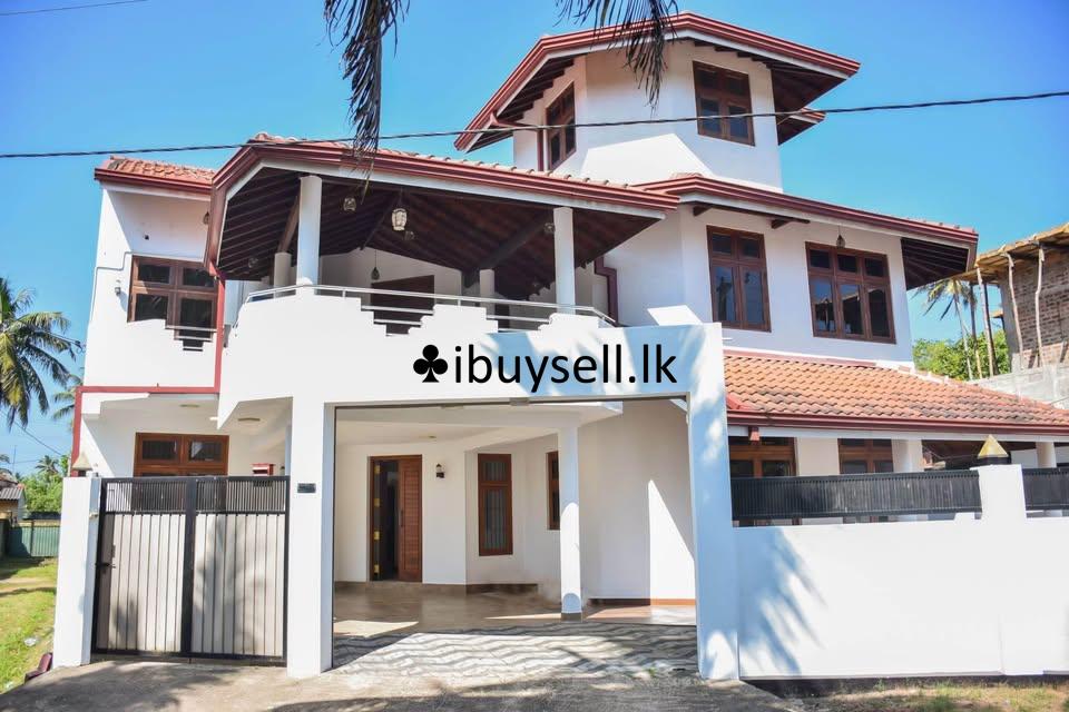House for Sale – Ja ela, Kapuwaththa