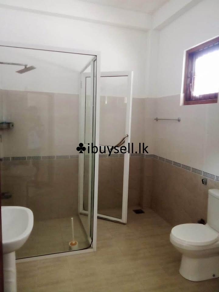 House for Sale – Ja ela, Kapuwaththa