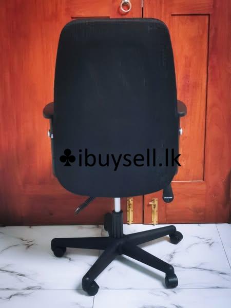 High-quality American office chairs for sale!