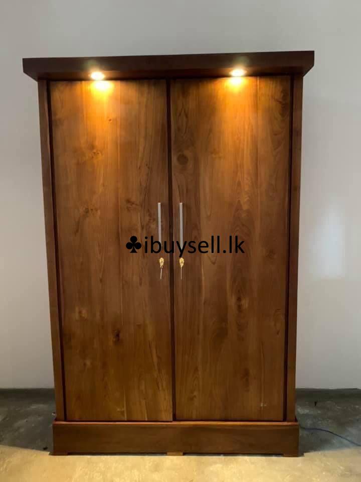 Bed room sets for sale!