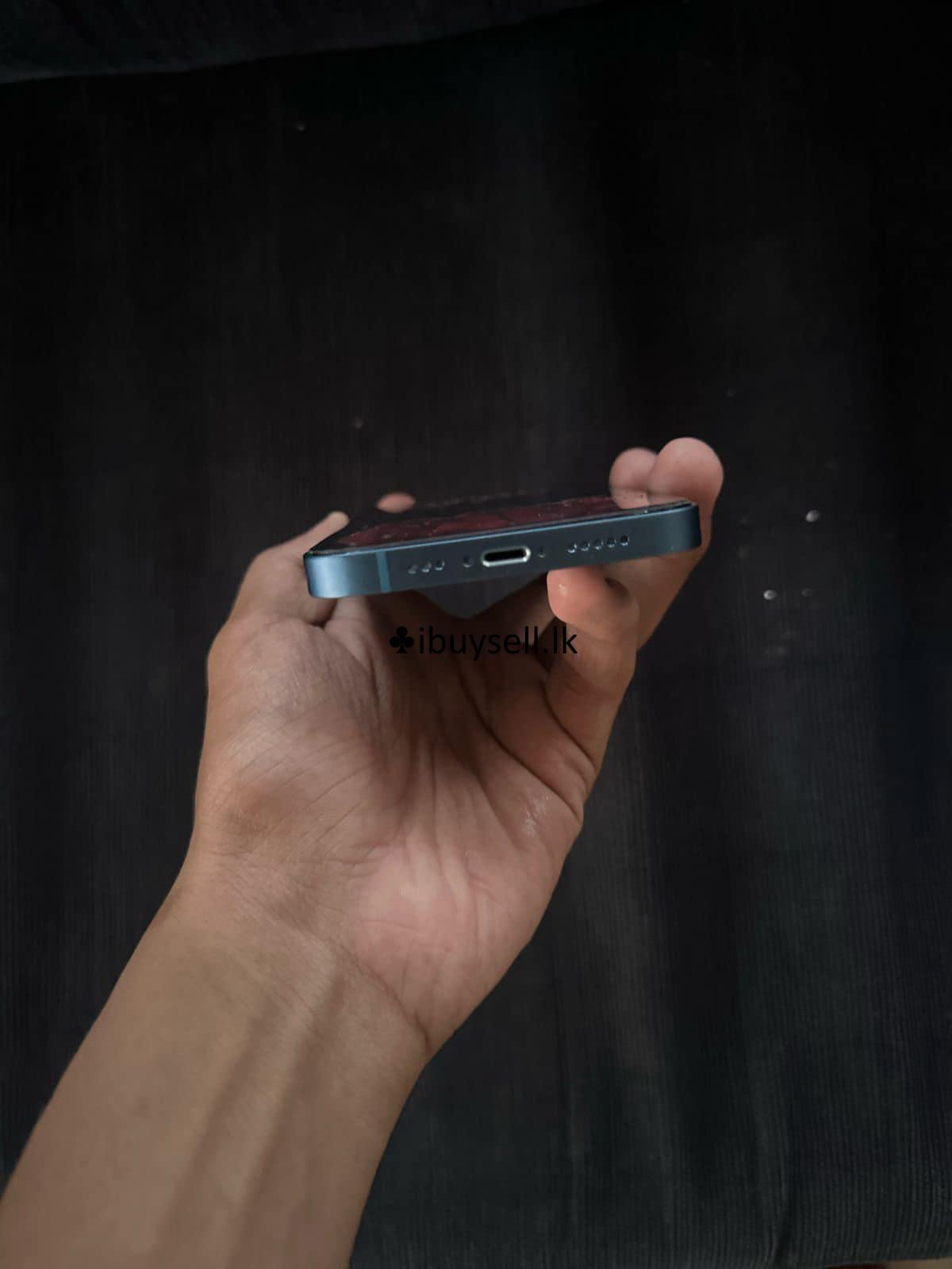 iPhone 13 phone for sale -Dehiwala