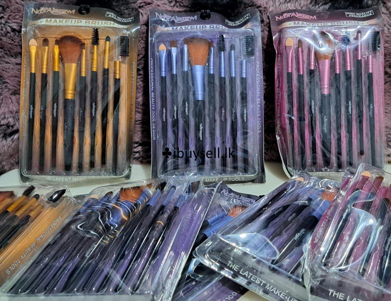 Makeup brushes set for sale!