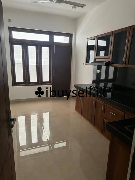 House for sale in Dehiwala