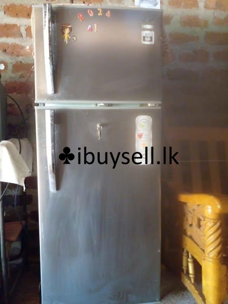 Singer double door refrigerator for sale