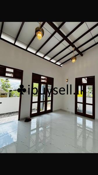 House for sale in Kottawa