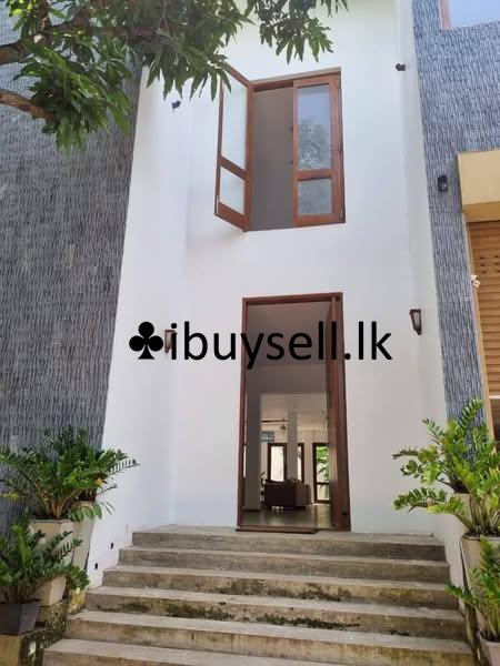 Nestled in a prime location in Cambridge Terrace Colombo 7