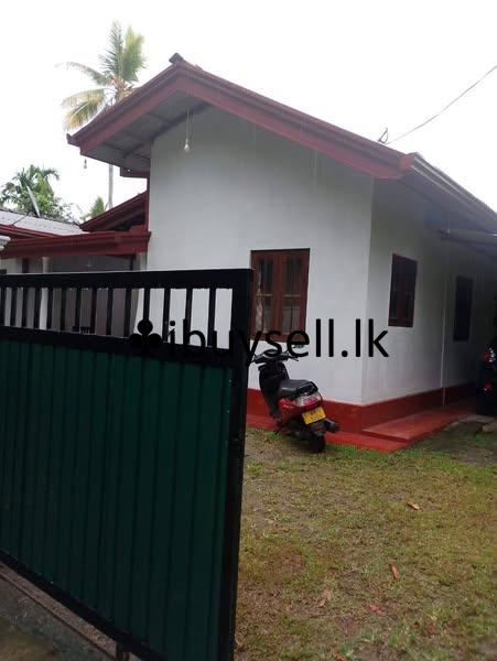 House for sale in Piliyandala