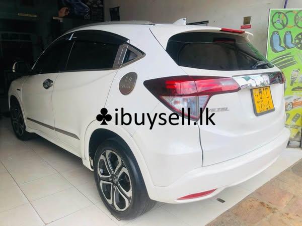 Vezel car for rent in Homagama