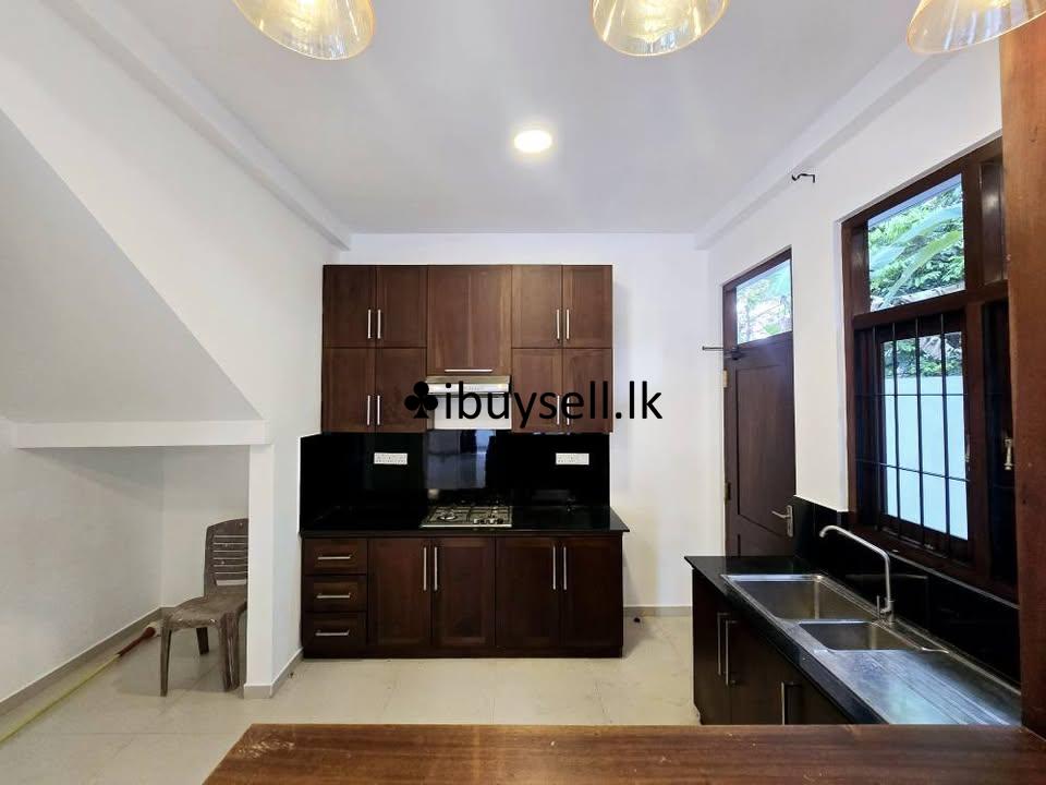 Apartment for rent at Trizen Colombo 2