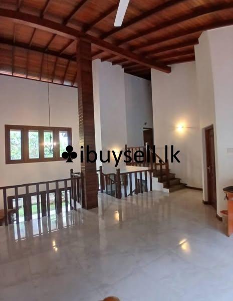 House for Pelawatte Junction