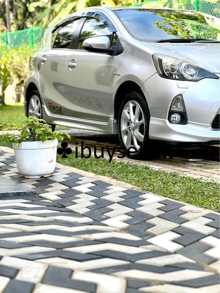 Toyota Aqua car for sale in Mirigama