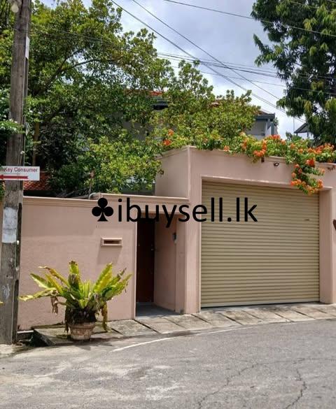 House for Pelawatte Junction